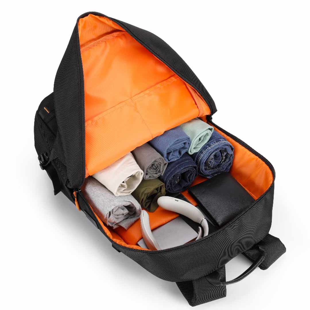 Porodo Gaming PU Laptop Backpack With USB-C Port and PS5 Compartment - Black PDX534